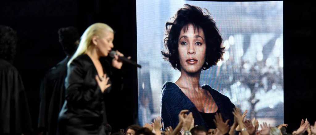 Video: el emocionante homenaje de Christina Aguilera a Whitney Houston