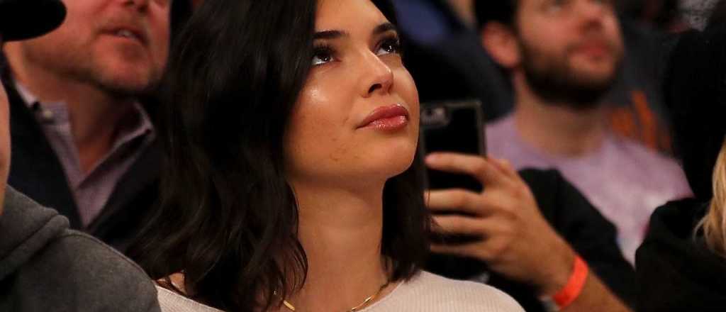 Kendall Jenner sorprendi&oacute; con un vestido transparente en Cannes