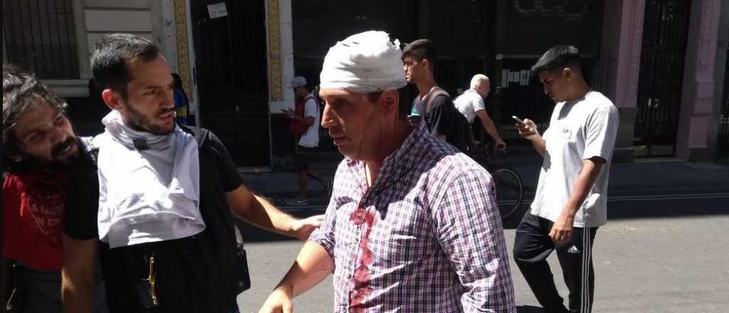 Video: así agredieron a un periodista del grupo Clarín