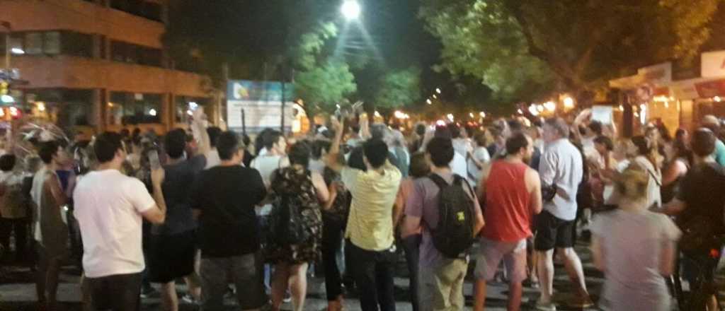 Así fue el cacerolazo en Mendoza