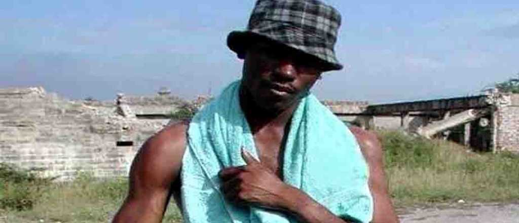 Ingenio argentino: sali&oacute; el mu&ntilde;eco articulado de "El negro de Whatsapp"