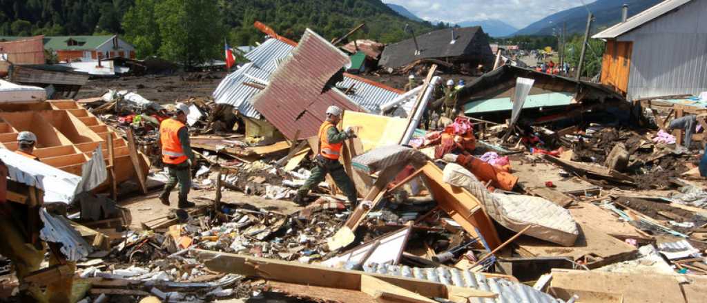 Al menos 15 muertos por un alud en el sur de Chile