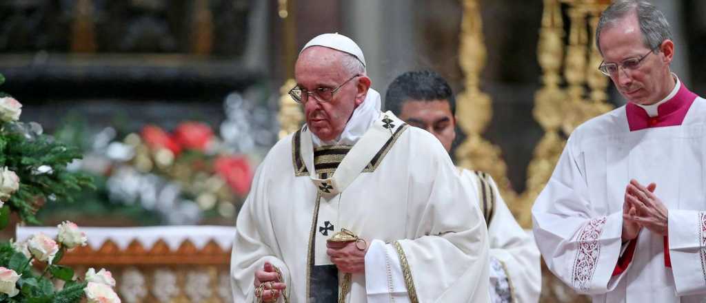 El Papa advirtió a los jóvenes que no sean "presa fácil de grupos políticos"