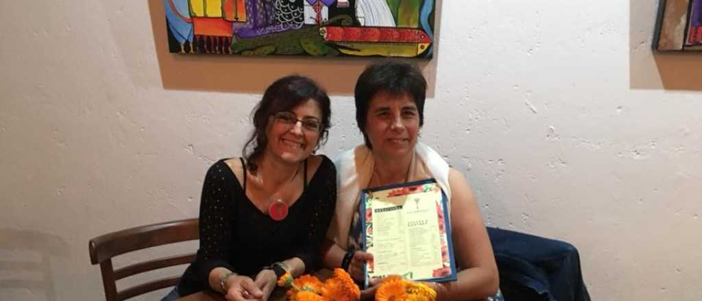 La esposa del gobernador de Mendoza abrió un café restó vegetariano