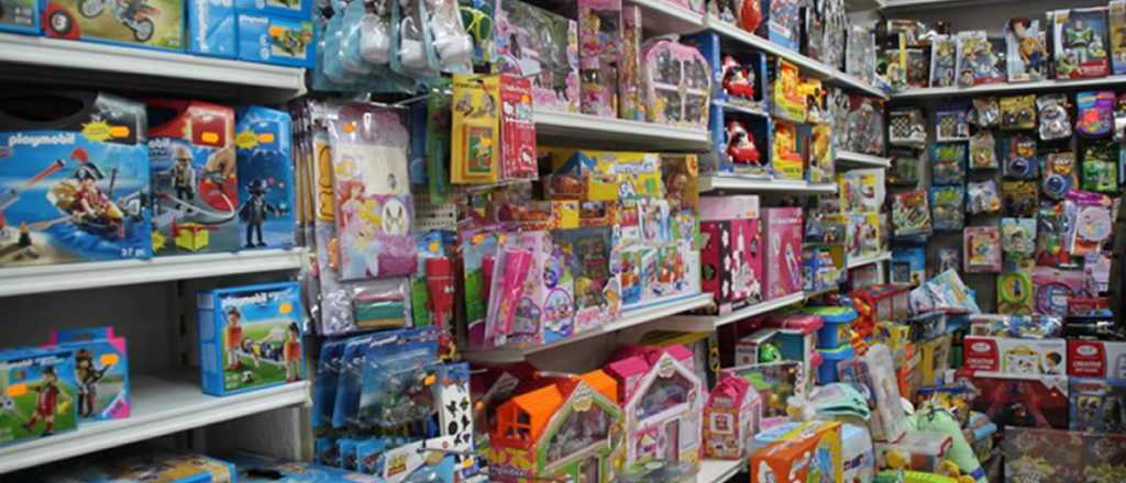 Día del niño: juguetería mendocina no remarcará precios por la suba del dólar
