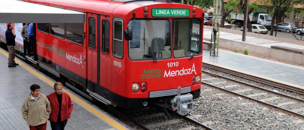 Video: recorriendo Mendoza en Metrotranvía