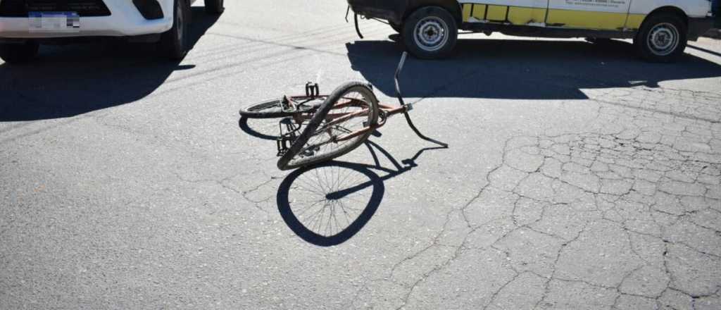 Un ciclista murió al ser atropellado en Maipú, a raíz de la tormenta