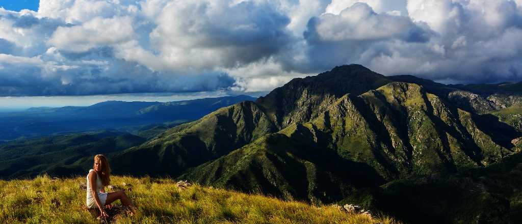 Adónde podés ir y cuánto sale viajar con FlyBondi desde Mendoza