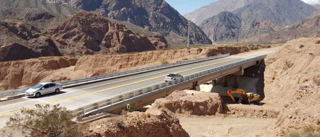 Habilitaron un puente que fue destruido por un alud en 2016