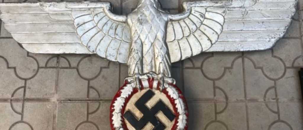 La policía de Salta secuestró elementos nazis en un allanamiento