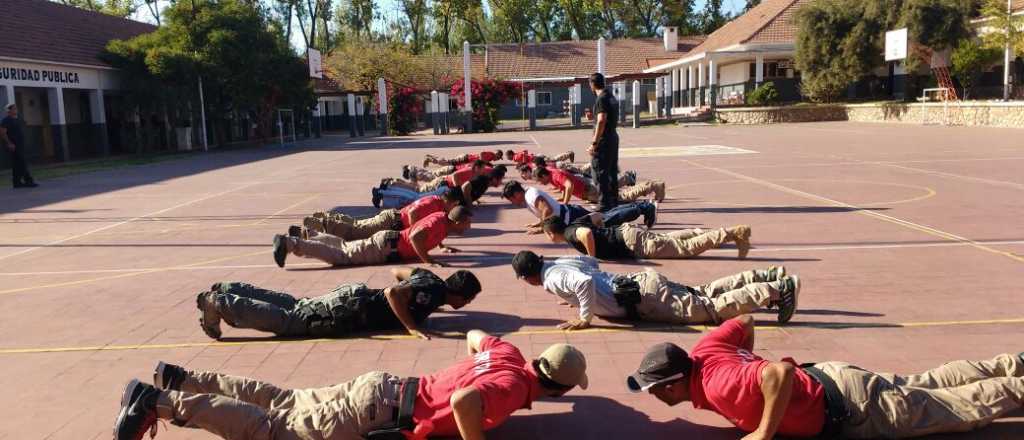 Ex cadete mendocino: "Los oficiales nos disparaban con balas de goma"