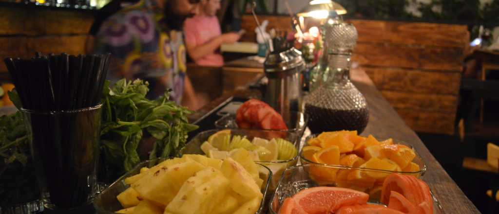 Puerta Catorce: divertida mezcla entre cócteles y misterio