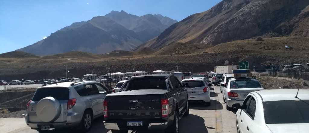 Suspenden el tránsito a Chile por dos horas