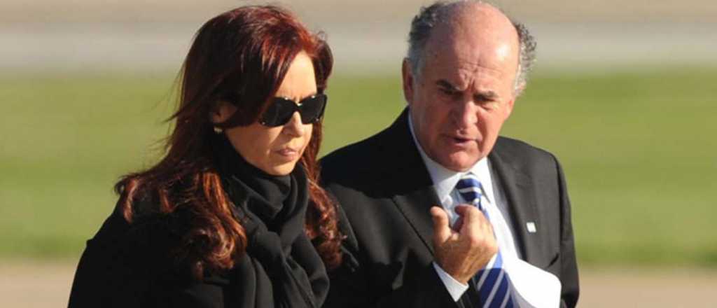 &iquest;Van por los medios? El "sincericidio" de Oscar Parrilli y los antecedentes K