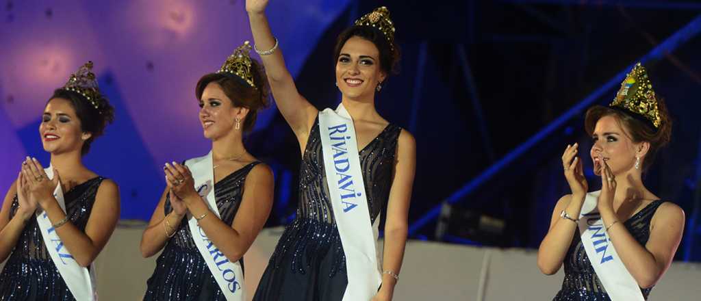 Inédito: por mal tiempo podrían elegir a la reina después de las repeticiones