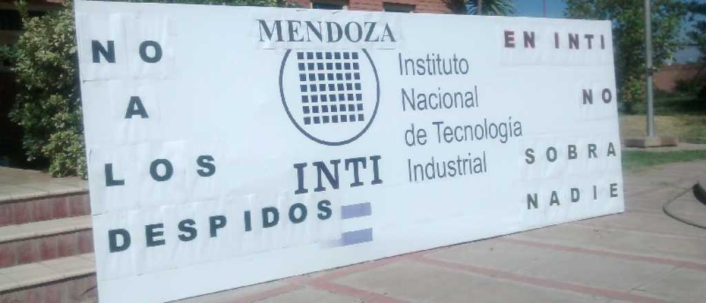 Acampe en el INTI Mendoza contra los despidos