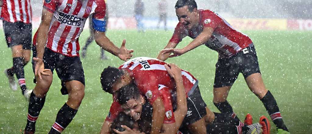 Copa Libertadores: con Zuqui de titular, Estudiantes ganó y es puntero