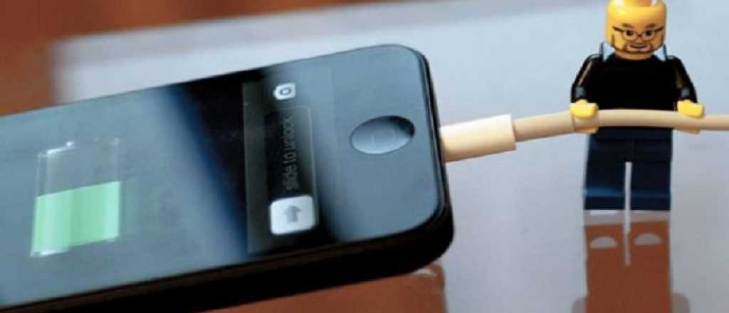 El traje que carga tu celular por fricción