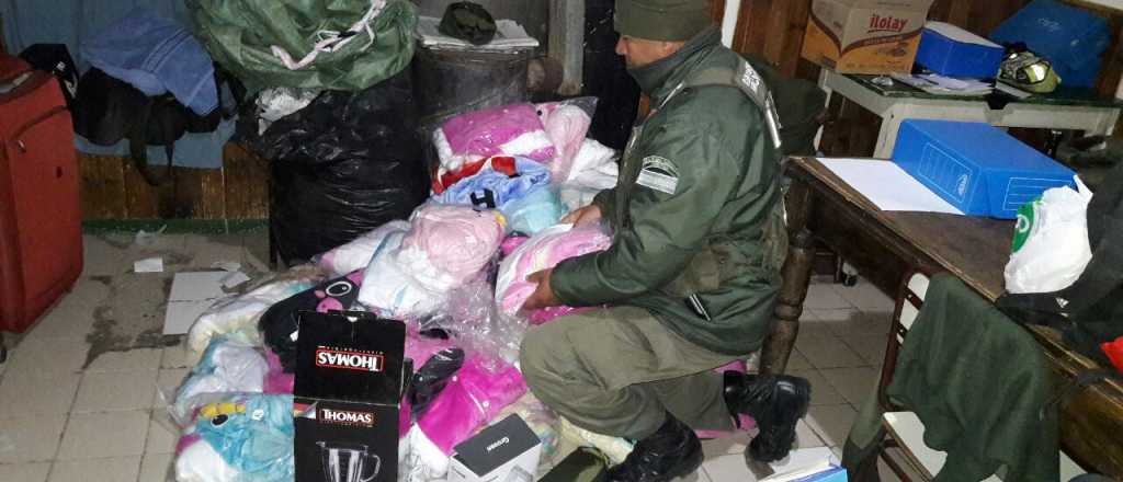Gendarmería impide un contrabando de mercaderías desde Chile