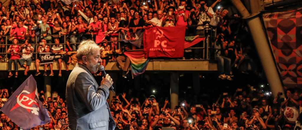 La CGT argentina se manifestó en apoyo a Lula y denunció "proscipción"