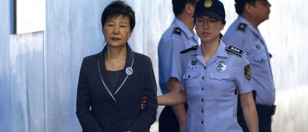 La ex presidenta de Corea del Sur fue condenada a 24 años de cárcel