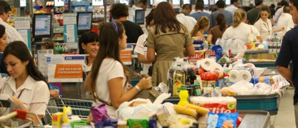 Aumento para empleados de comercios. ¿de cuánto será el sueldo en mayo?