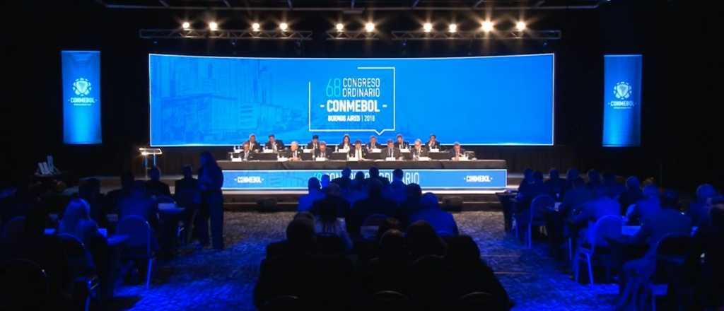 Por la crisis en Chile, Conmebol analiza no jugar la final en Santiago