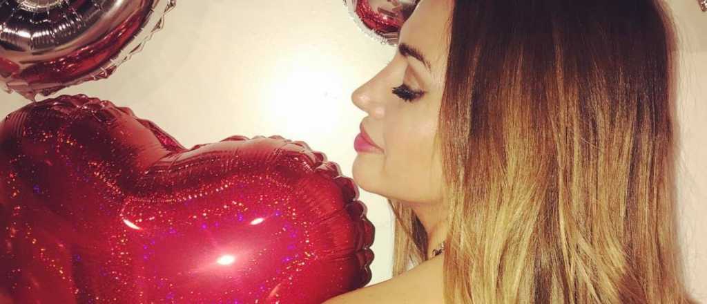 Bel&eacute;n Francese comparti&oacute; una foto en bikini desde San Rafael