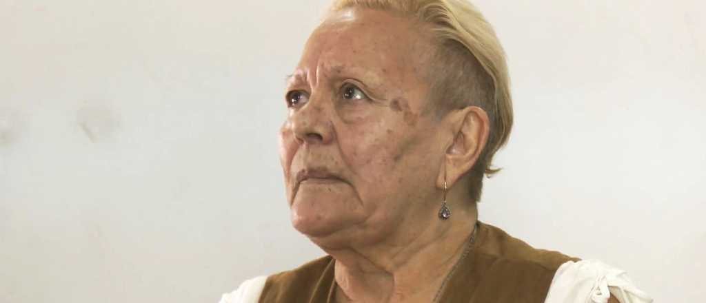 Una mujer de 74 años se recibió de enfermera en la UNCuyo
