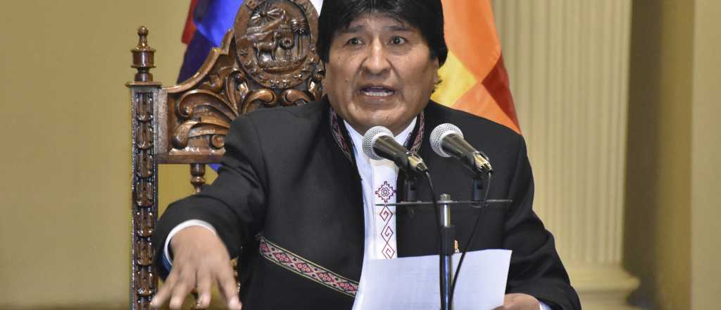 Evo Morales se compar&oacute; con Messi y Ronaldo para defender su candidatura