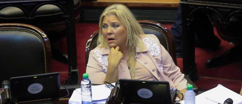El partido de Carri&oacute; volvi&oacute; a cargar contra los esp&iacute;as