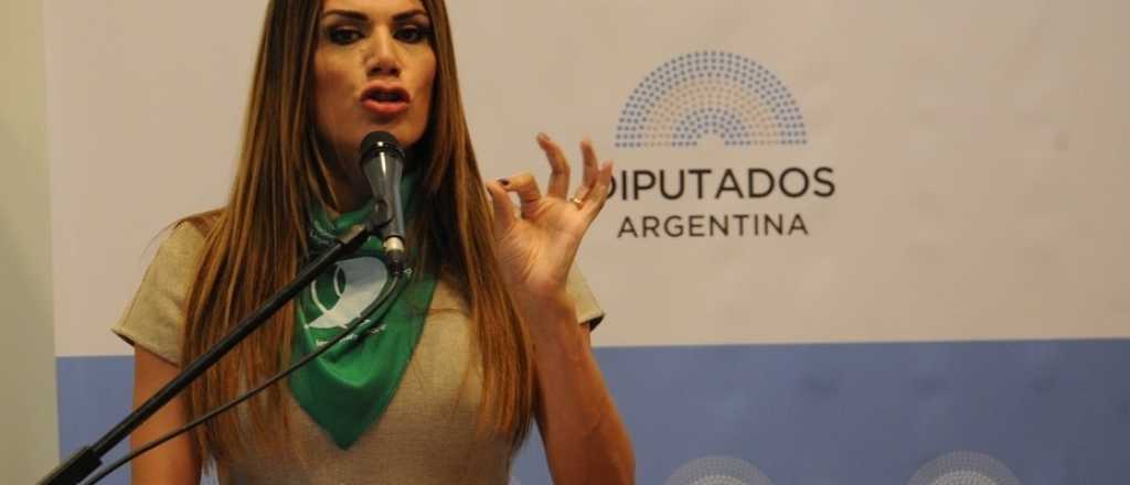 ¿Mintió Flor de la V. sobre la muerte de su madre?