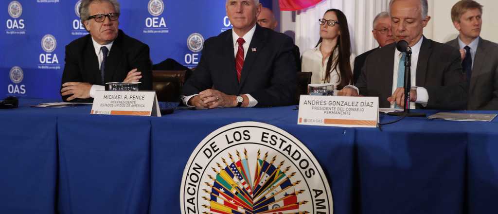El vicepresidente de EEUU pidió a la OEA que suspenda a Venezuela