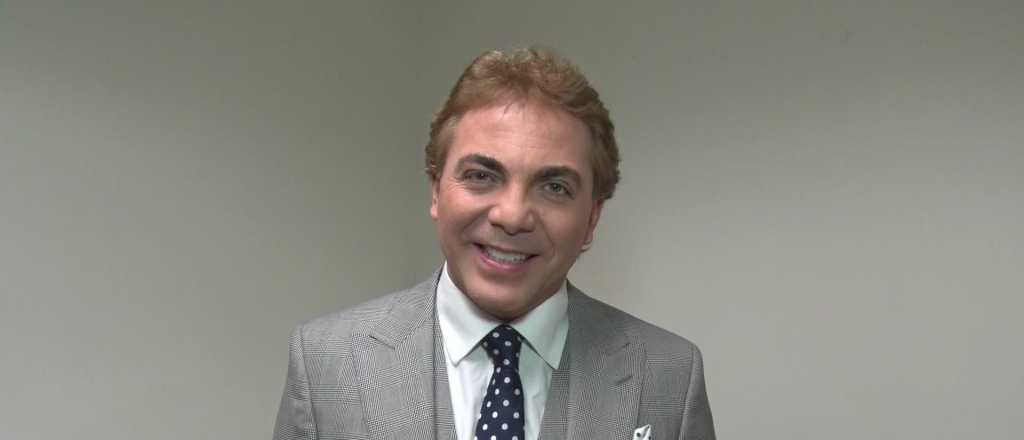 Cristian Castro se sacó la camisa en un show y sorprendió a todos