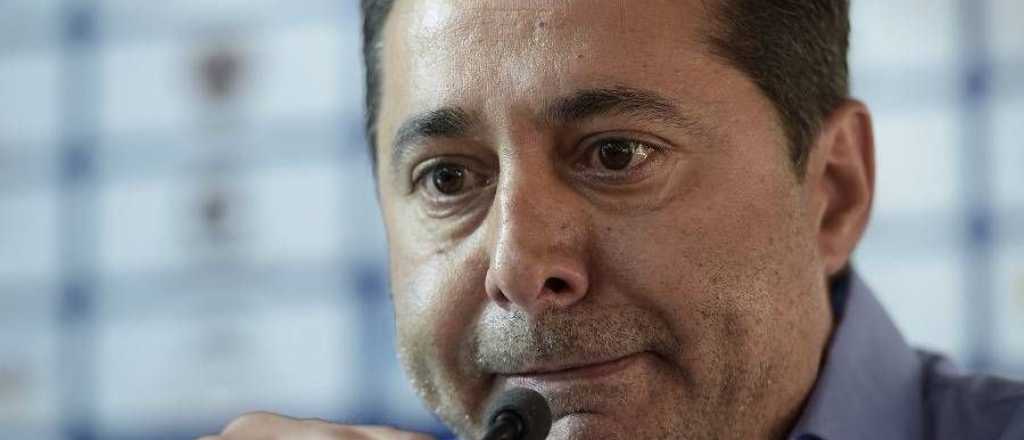 El d&iacute;a que Angelici habl&oacute; de lo f&aacute;cil que era "infiltrar" hinchas para pedir puntos