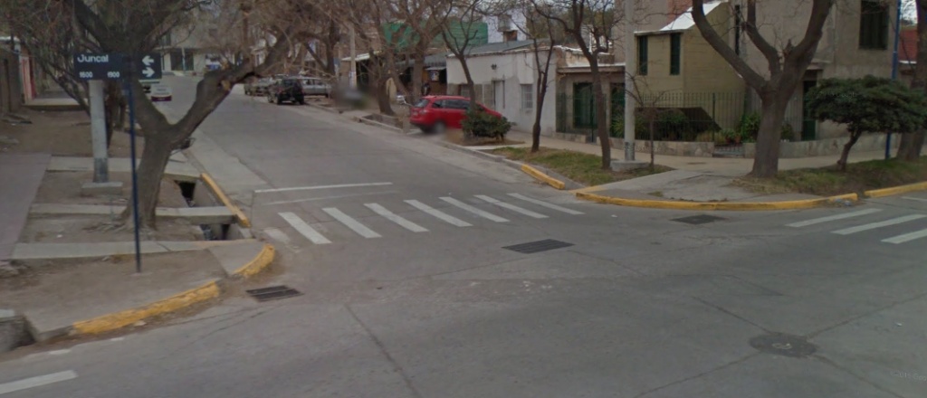 Dos jóvenes disparaban en la calle y fueron detenidos, en Godoy Cruz