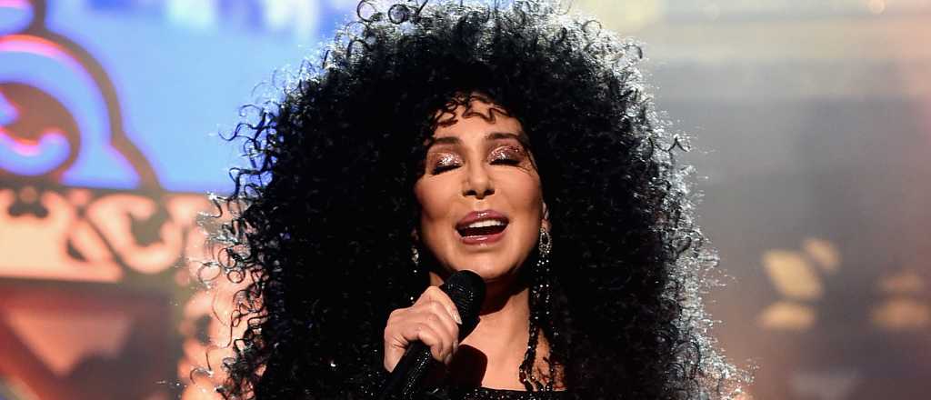 Cher versiona el clásico de ABBA "Chiquitita" a beneficio de Unicef