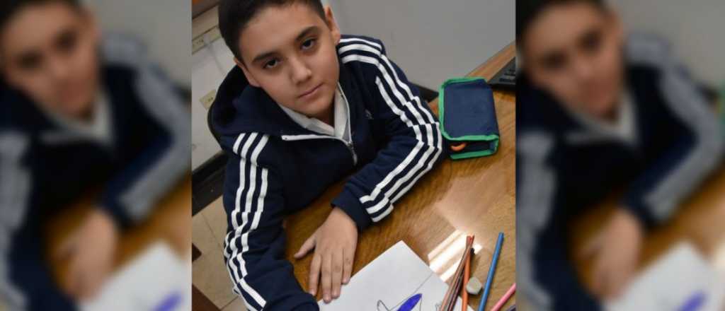 El niño sanjuanino de 10 años que vende sus dibujos para comprar lápices