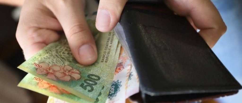 Los salarios perdieron más de 17% el año pasado contra la inflación