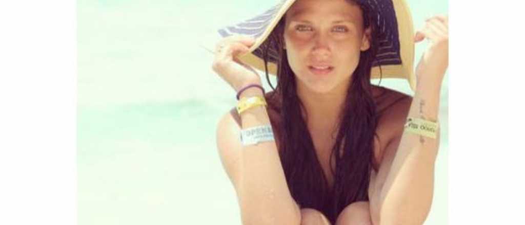 Barbie Vélez, provocativa en las playas de Cancún