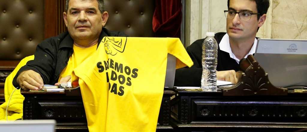 Diputado Olmedo: "Si sale la ley pido un cementerio para las v&iacute;ctimas (beb&eacute;s)"