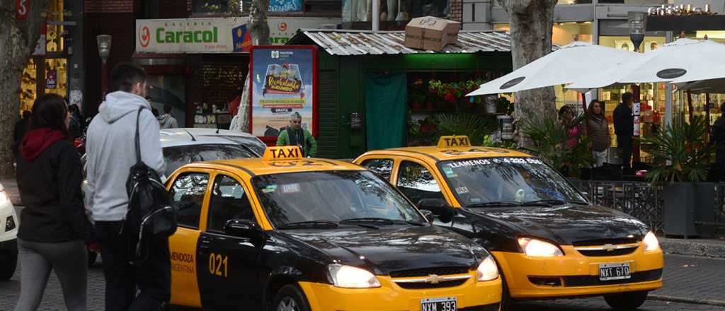 Taxistas mendocinos reclaman una actualización de las tarifas