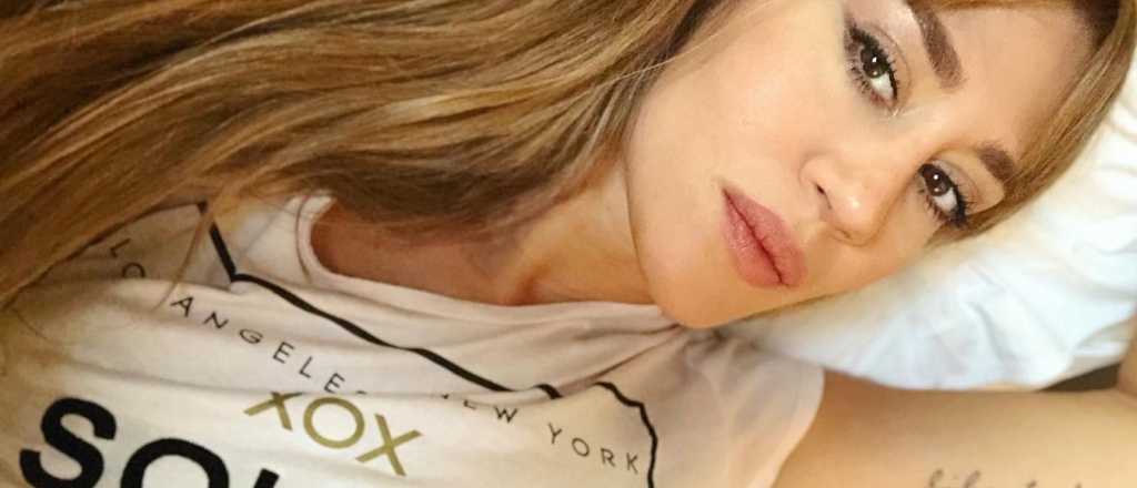 El "Baile de la Nutria" de Jimena Barón sobre el inodoro