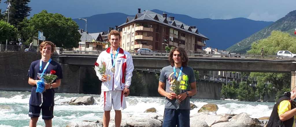 Un joven mendocino logró la medalla de plata en el Mundial de Kayak