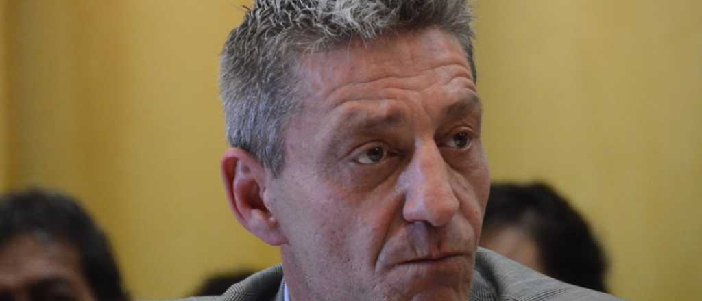 Tras los disturbios en Chubut, Arcioni asegura que no renunciar&aacute;