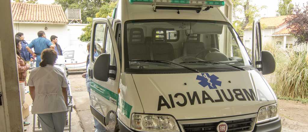Motociclista está grave al chocar contra un camión en Rivadavia