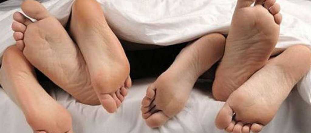 Un proyecto busca que los albergues transitorios permitan tríos y más