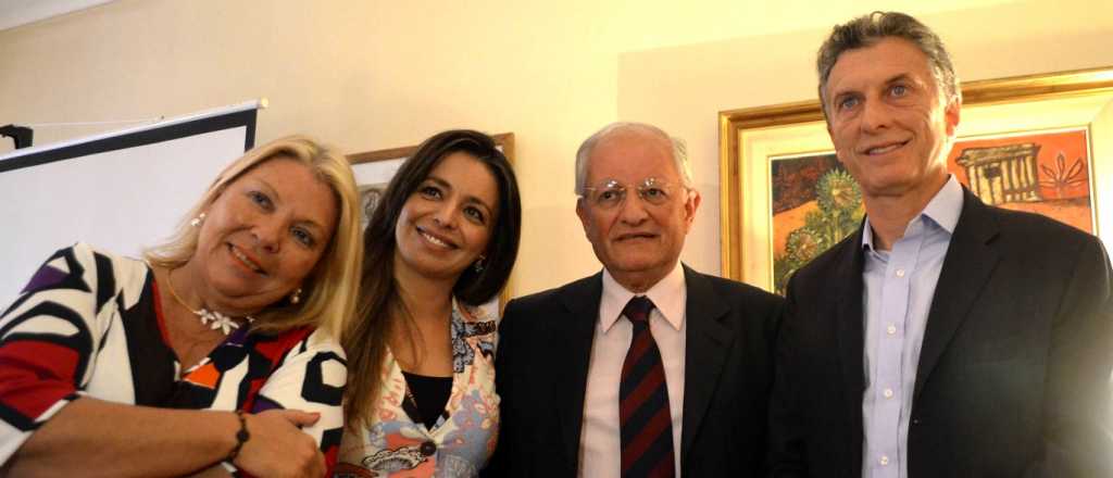 Macri respald&oacute; a Albino, por su obra en Conin