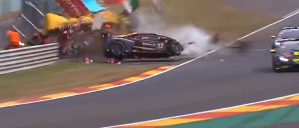 Video: tremendo accidente de un Lamborghini durante una carrera