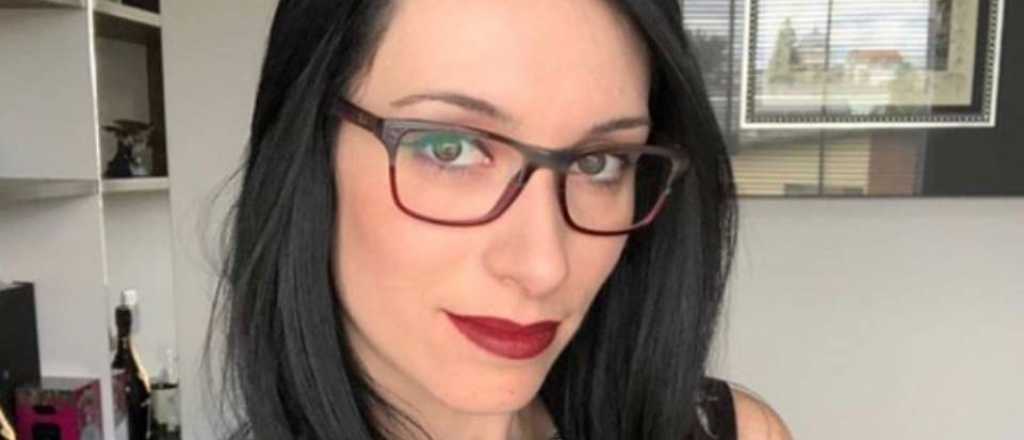 Video: un hombre golpea a su esposa hasta matarla